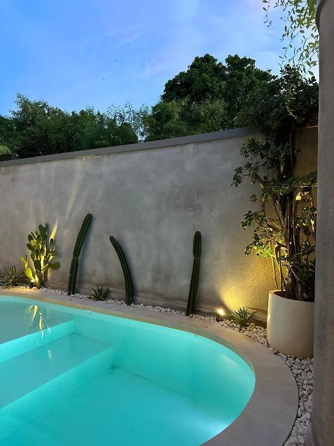 Emma'S Villa سمينياك